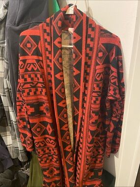 Open-Front Red & Black Geometric Women’s Cardigan